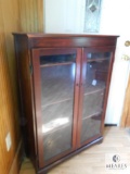 Vintage Wood 2 Door Glass Front Storage Curio Cabinet 4 Shelf