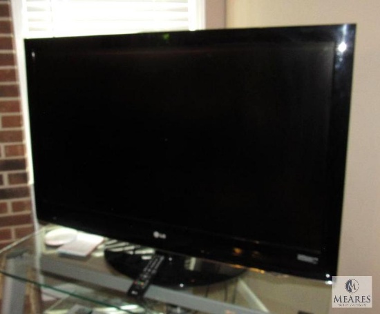 LG 42LH30 42" Flat Screen TV