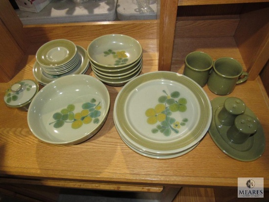 Lot Franciscan Earthenware Plates, Bowls, Cups, Salt & Pepper Shakers +