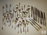 Lot assorted WM Rogers Silver Co Silverware Utensils Spoons, Butter Knives, & Forks