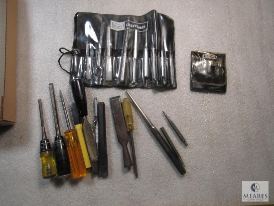 Lot Craftsman Metal Punches, Screwdrivers, Chisels, & Center Finder Set