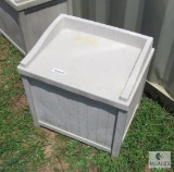 Suncast Outdoor Storage box