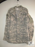 Army Combat Uniform Jacket Digital Camo Size Medium Long
