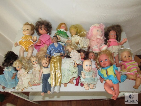 Lot of Assorted Baby Dolls Horsman, Mattel, Effanbee + All approximately 8" -12"