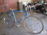 Vintage Ultra 10 Speed Mens Bicycle