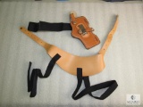 New Hunter suede lined leather shoulder holster fits revolvers up to 4
