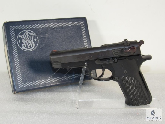 Smith & Wesson Model 59 9mm Semi-Auto Pistol