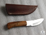 New fixed blade skinner with sheath