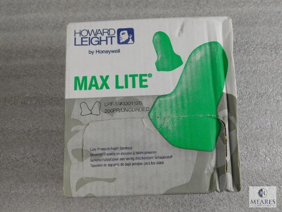 Case Howard Leight Honeywell Max Lite Uncorded Earplugs approximately 200 pairs