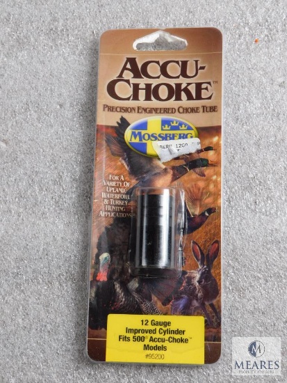 New Mossberg .12 guage screw in choke tube. Improved cylinder fits 500 accu-choke model