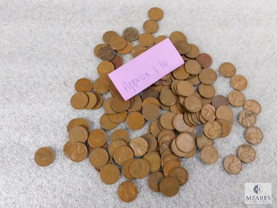 Approximately 1 pound of mixed Lincolns cents