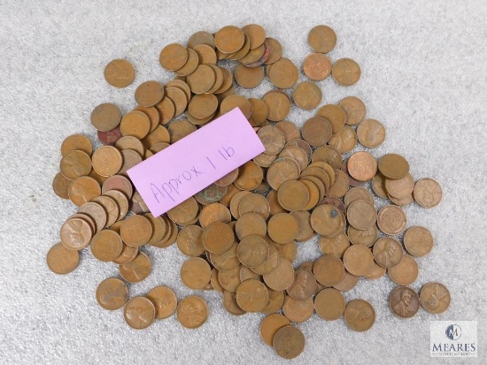 Approximately 1 pound of mixed Lincolns cents