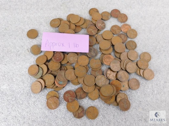 Approximately 1 pound of mixed Lincolns cents