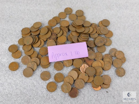 Approximately 1 pound of mixed Lincolns cents