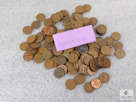 Approximately 1 pound of mixed Lincolns cents