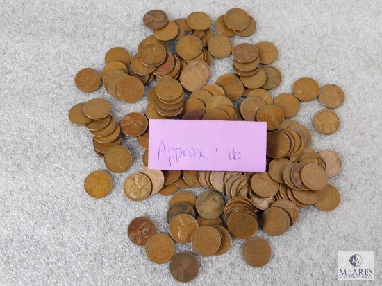 Approximately 1 pound of mixed Lincolns cents