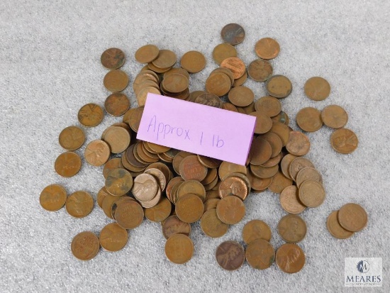 Approximately 1 pound of mixed Lincolns cents