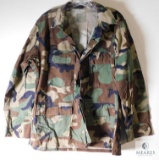 Army Woodland Camo Button up Shirt Size Medium-Short
