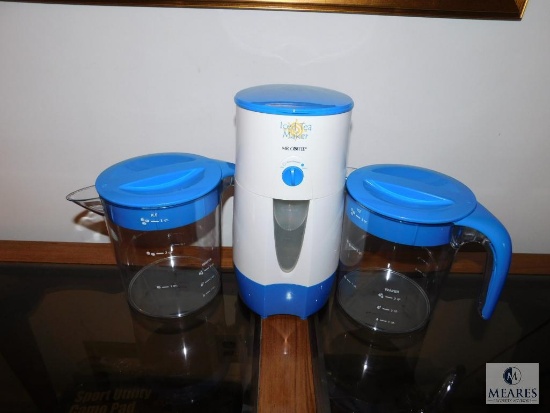Mr. Coffee Iced Tea Maker and Two 3-Quart Jugs with Measurements