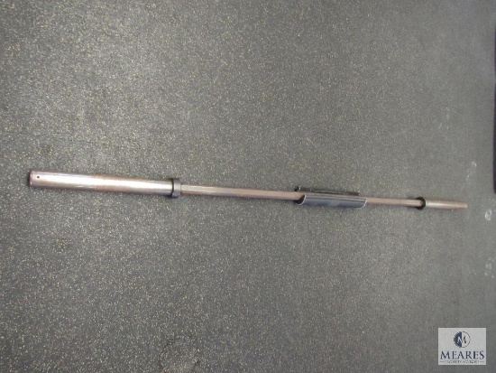 Olympic steel weightlifting bar - 45 pounds