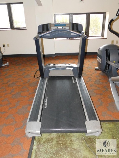 Nautilus Commercial Series T914 Electronic Treadmill Machine
