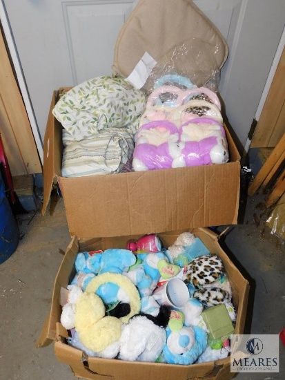 Huge Lot Stuffed Animals, Earmuffs, and sheet sets