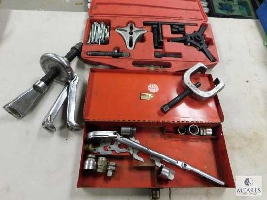 Lot Gear Puller Set & Chevy Ratchet Set