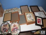 Large Lot of Assorted Picture Frames and Wall Decor Signs / Plaques