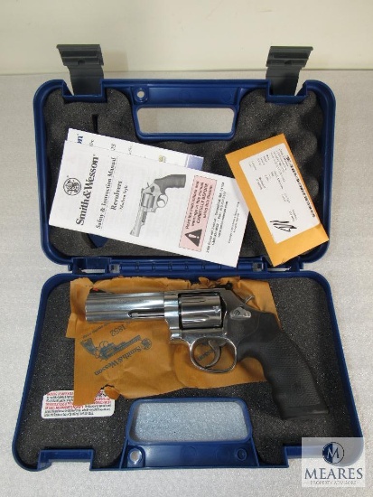 New Smith & Wesson 686 .357 Mag Revolver