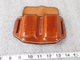 Double leather mag pouch open top for single stack 1911 and similar mags