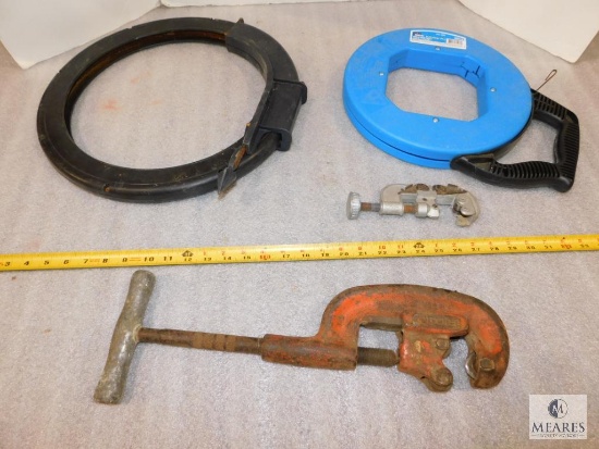 Lot Ridgid Pipe Cutter, Ideal Fish Tape, Drain Snake, and Tube Cutter