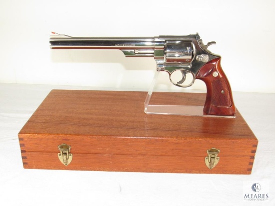 Smith & Wesson 29-2 .44 Magnum Revolver 8-3/8" Barrel Nickel finish with Wood Case