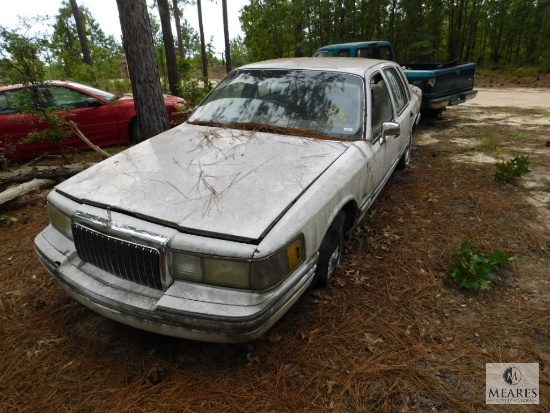 1993 Lincoln Town Car Passenger Car, VIN # 1LNLM82W9PY776877