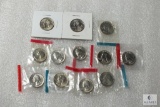 Qty 12 - Washington Quarters, mixed dates some uncirculated