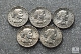 Lot of (5) 1979 Susan B Anthony dollars - Possible Wide Rim - Near Date Varieties included