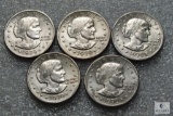Lot of (5) 1979 Susan B Anthony dollars - Possible Wide Rim - Near Date Varieties included