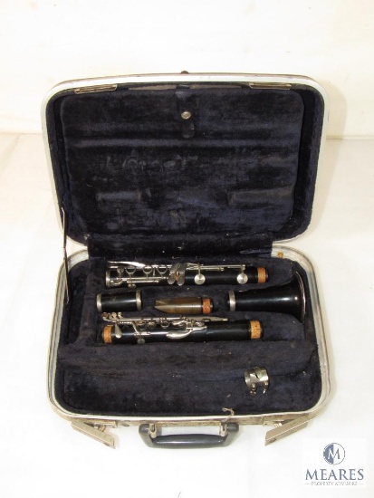 Vintage Conn Clarinet in Original Case - appears complete