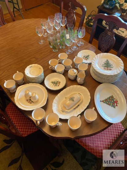 Christmas Dishes and Glassware