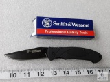 New Smith & Wesson SWA25 Extreme Ops Black Folder Pocket Knife with Belt Clip