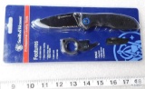 New Smith & Wesson Folder Knife with Belt Clip & Keychain Bottle Opener