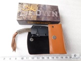 New Browning Knife in Leather Pouch Case