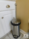 Lot Stainless Steel Paper Towel Holder & Small Trashcan