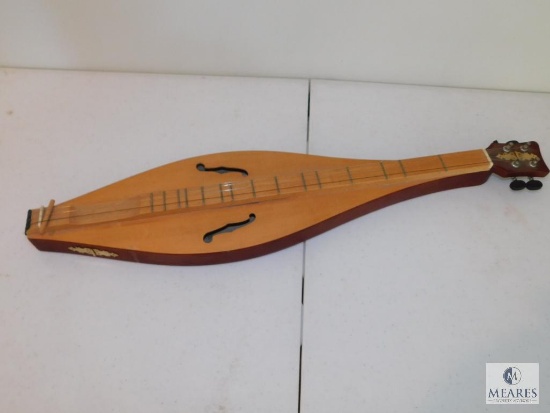 Dulcimer Musical Instrument and Learning Booklet