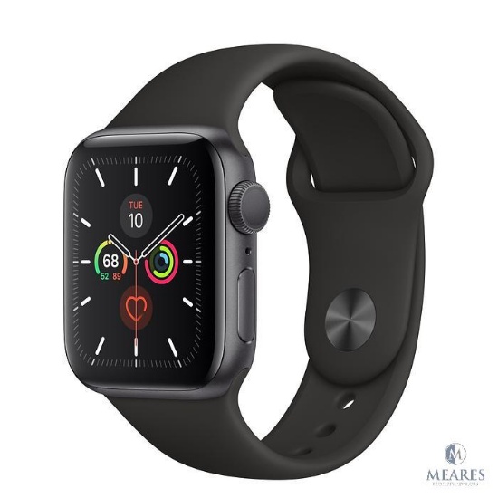Apple Watch Series 5 in Space Grey