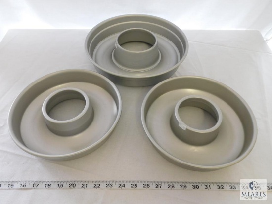 Lot of 3 Bundt Cake Baking Tins (1) approx. 11" diameter (2) approx. 9" diameter