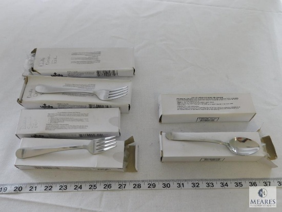 Lot of Duke Pattern Dinnerware - Dinner Forks, Salad Forks & Teaspoons