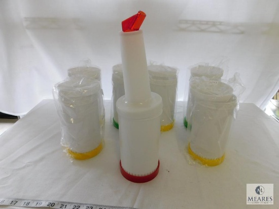 Lot of 7 Winco Stor & Pour 1 Qt Pour Containers with Spout and Lid (Yellow, Red & Green)