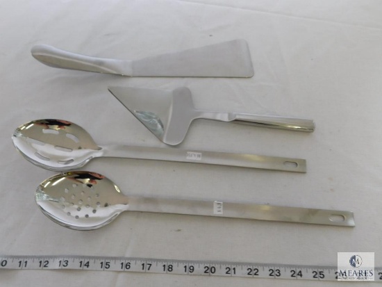 4 piece Lot Nice Stainless Serving Utensils; 2 Slotted Spoons, Spatula, Pie Server
