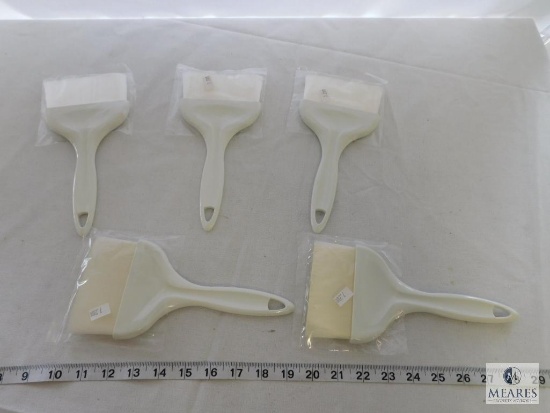 Lot of 5 Royal Industries 4" Pastry Brush