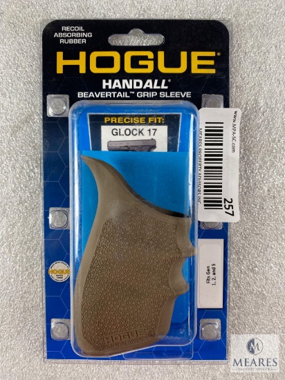 NEW - HOGUE HandALL Beavertail Grip Sleeve - Glock 17 - FDE Rubber